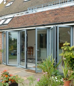 Smarts bifold door