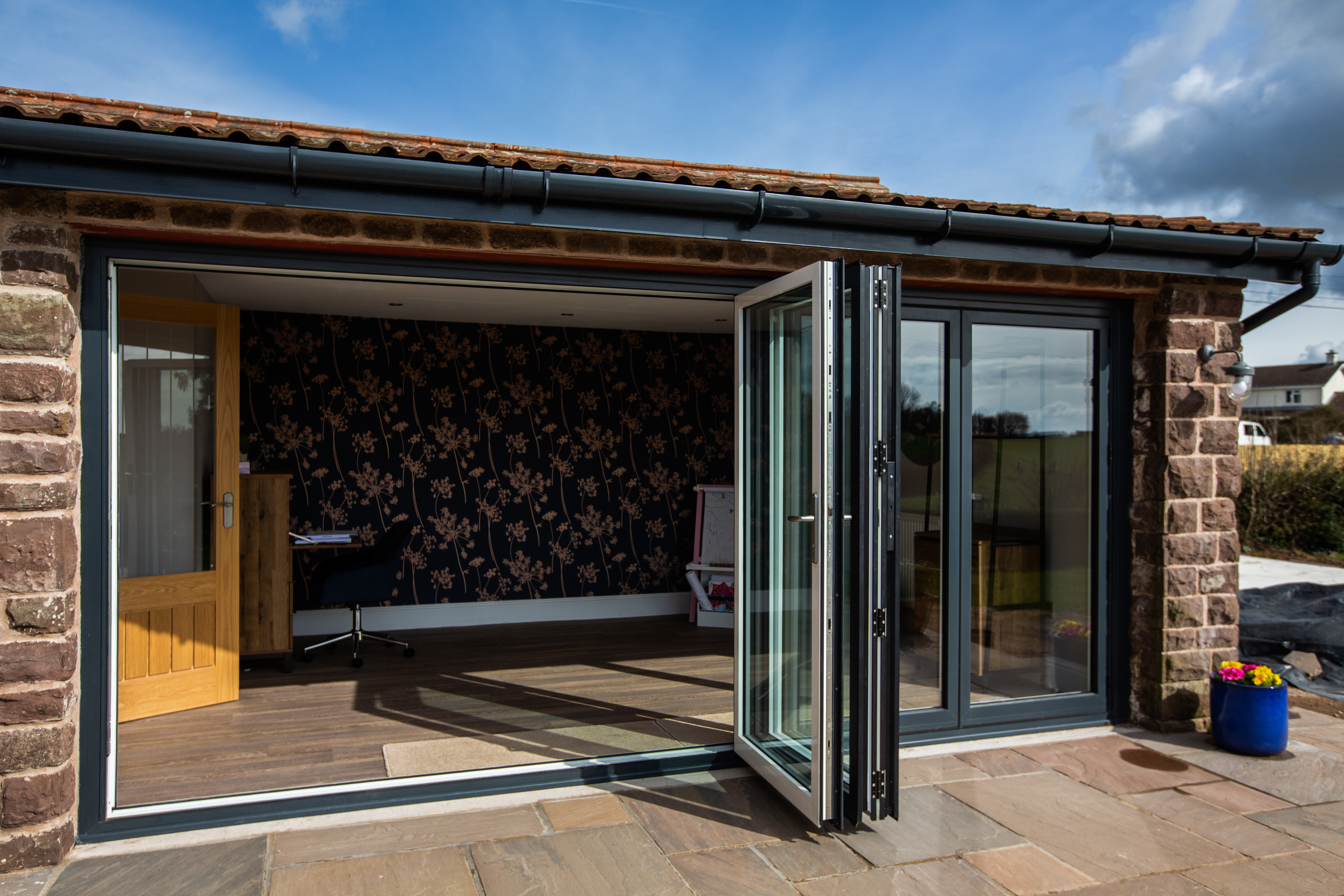 Hollow Core Monroe 2-Panel Bifold Door 48